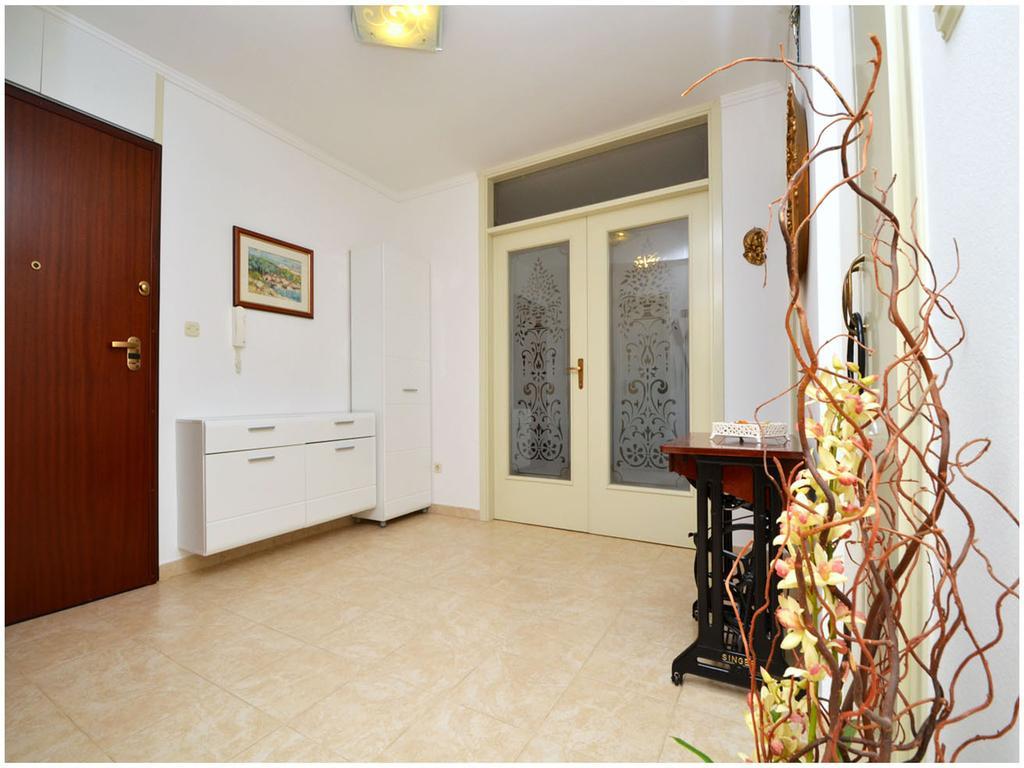 Apartment Laura Ποντστράνα Δωμάτιο φωτογραφία